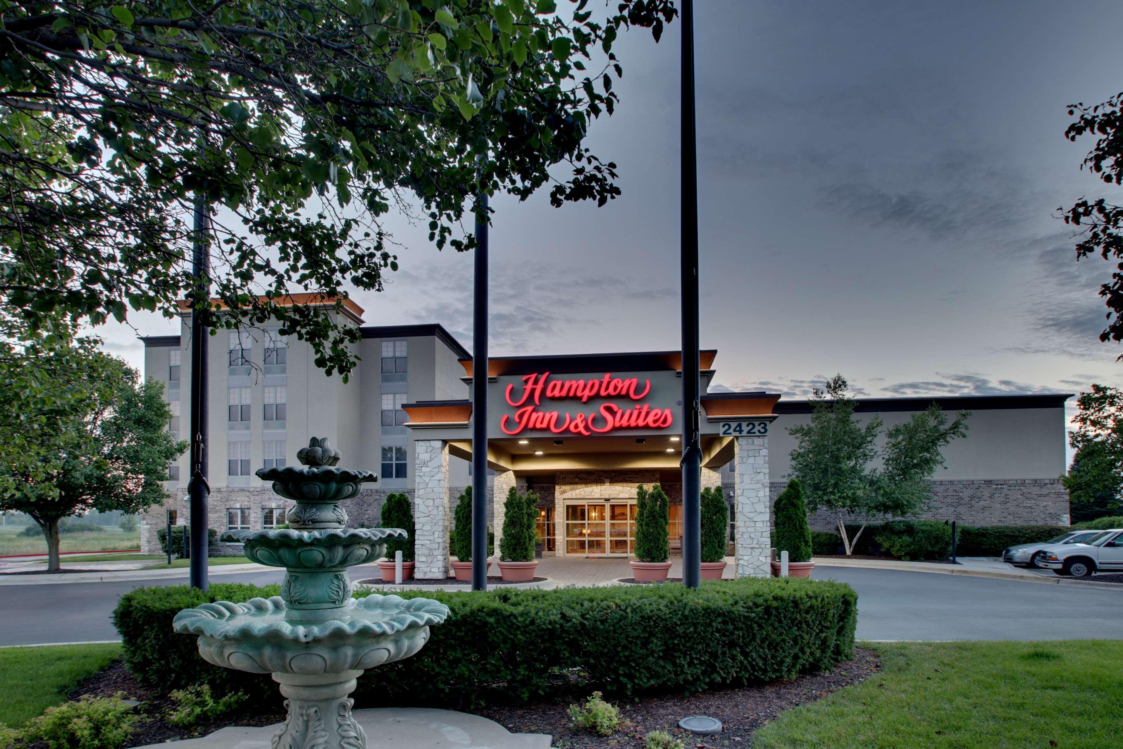 Hampton Inn & Suites Chicago/Aurora Extérieur photo