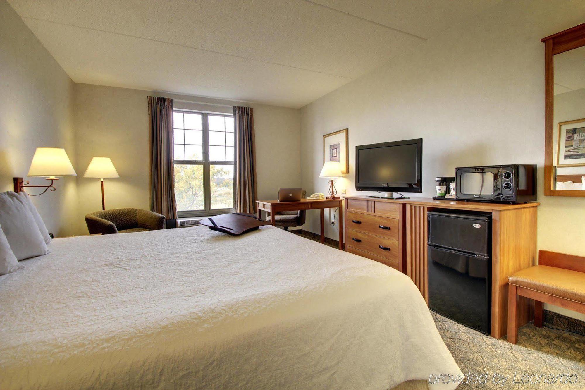 Hampton Inn & Suites Chicago/Aurora Extérieur photo