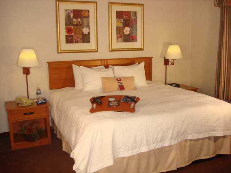 Hampton Inn & Suites Chicago/Aurora Extérieur photo