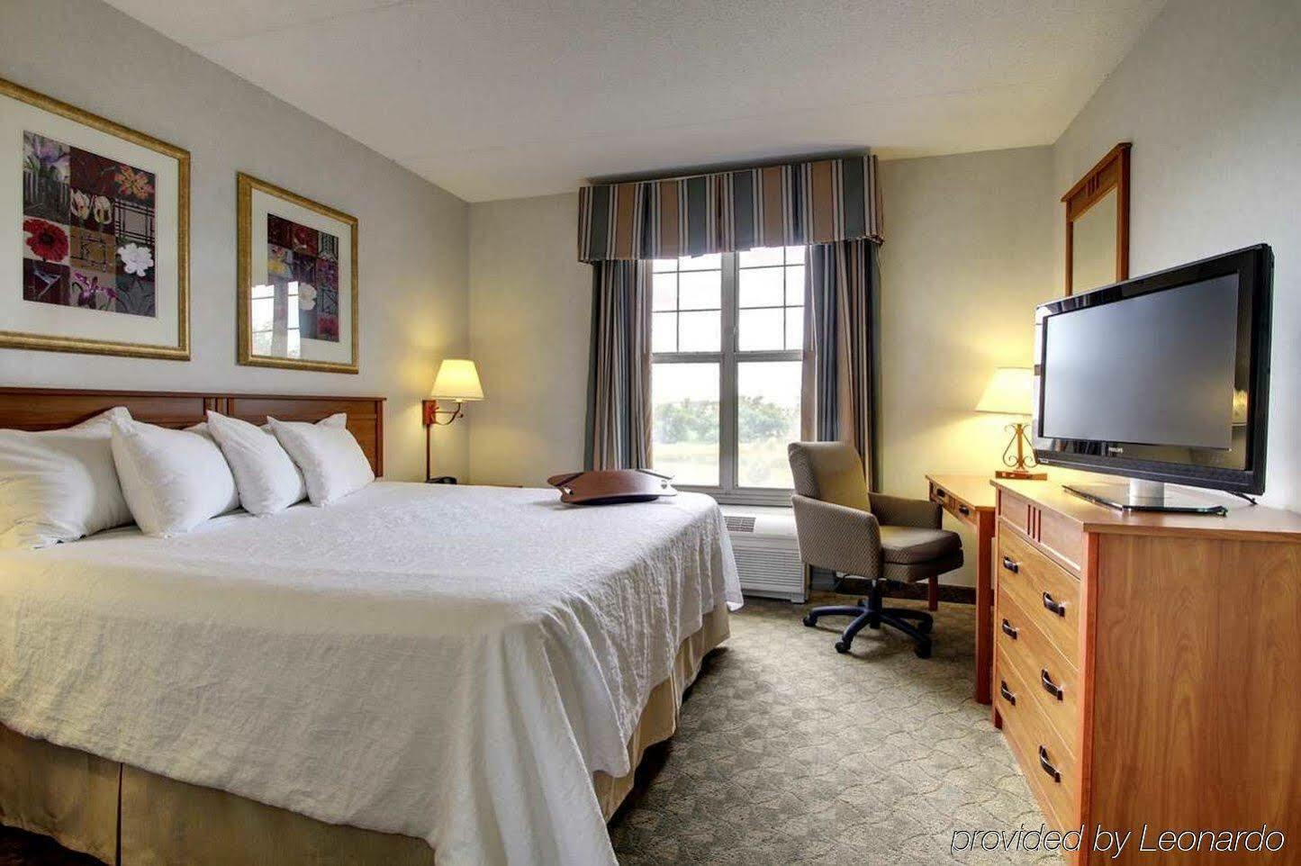 Hampton Inn & Suites Chicago/Aurora Extérieur photo